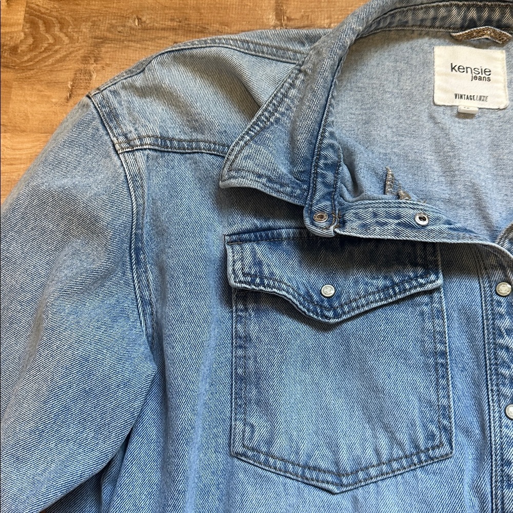 Kensie Light Blue Denim Shirt - Picture 4 of 8